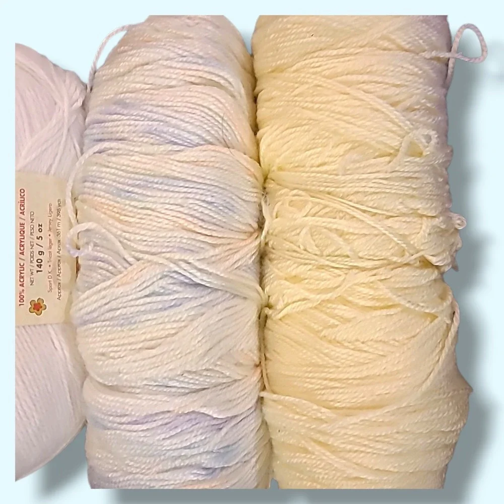 Mixed Baby Yarn Lot Pastel Acrylic 4 Skeins‎ Bernat Softee Baby + Assorted Soft